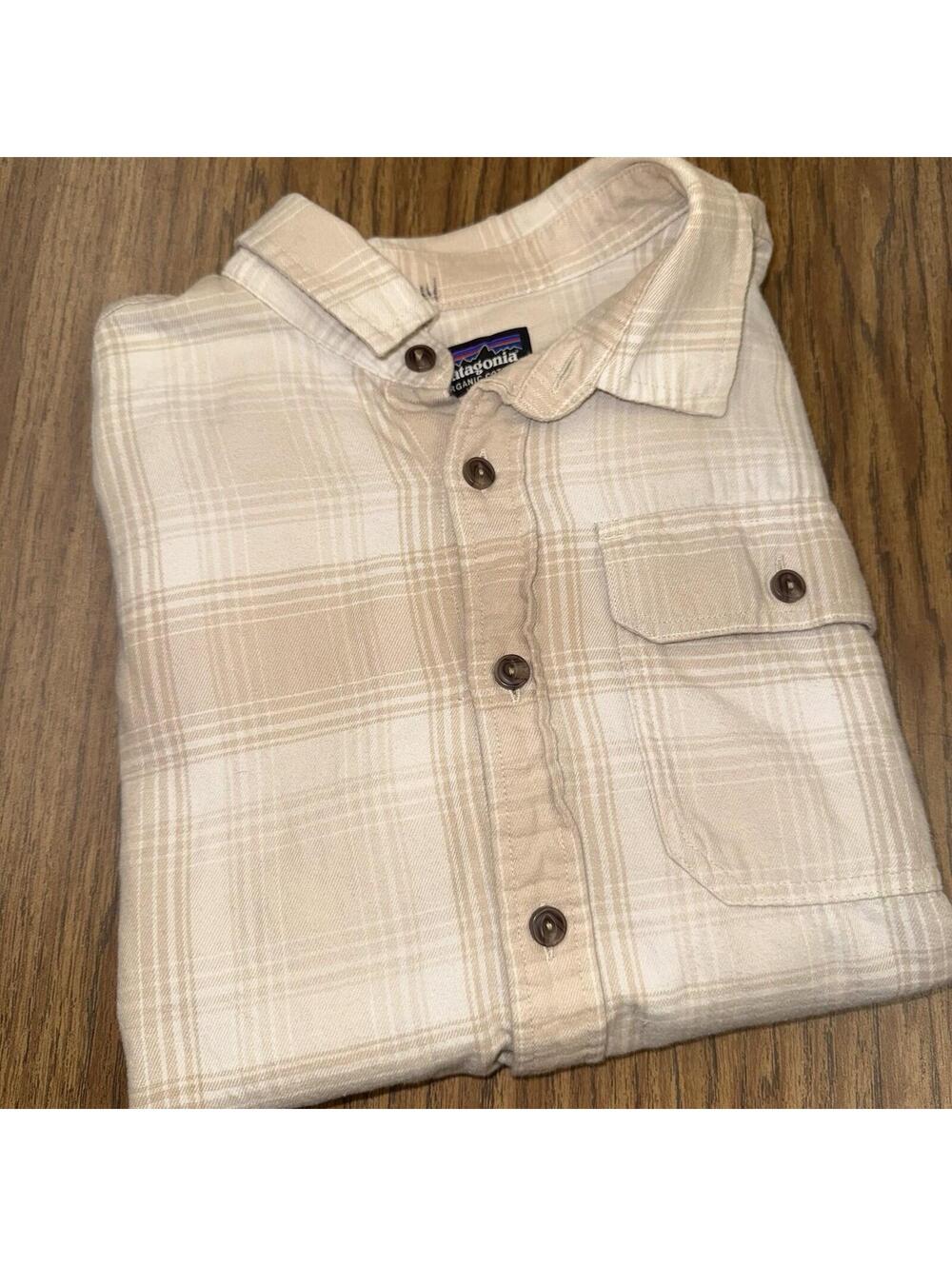 Patagonia Long-Sleeved Lightweight Fjord Beige/Tan Flannel Shirt, Size S